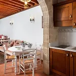 Acropolis House Tatil Evi