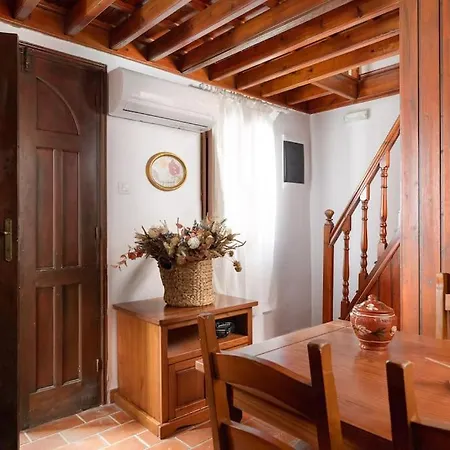 度假居 Acropolis House 林都斯